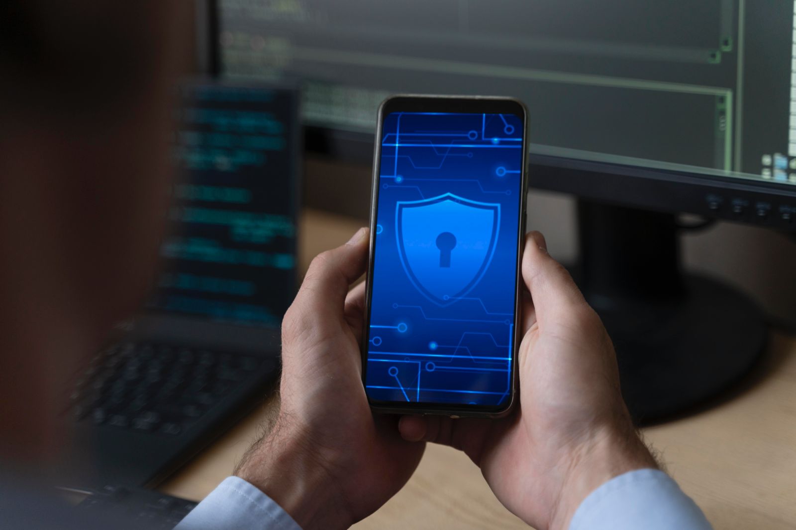 أمن التطبيقات ودورة حياة تطوير البرمجيات الآمنة (SDLC)